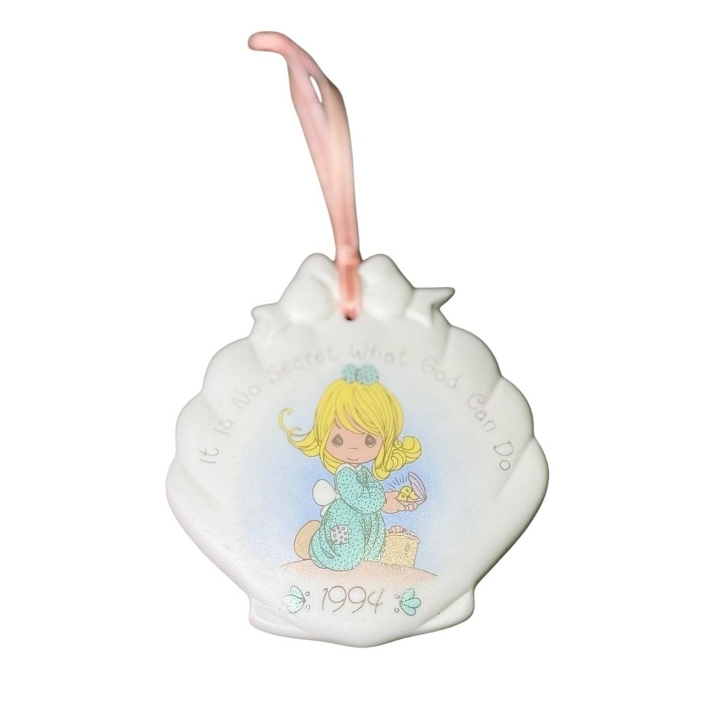 Enesco PRECIOUS‎ MOMENTS ornament-It Is No Secret What God Can Do - 1994